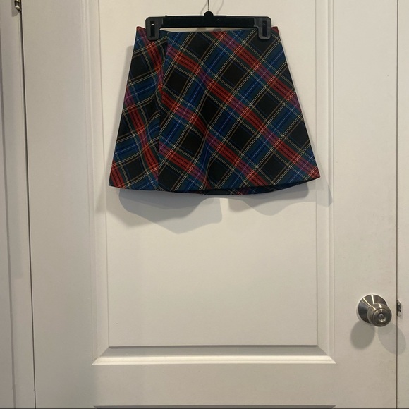 Zara Plaid Tartan Skirt - Picture 2 of 3